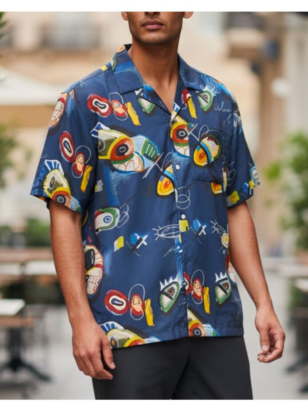 Scotch & Soda Mens Relaxed Fit Lyocell Short Sleeve Shirt With Abstract Print